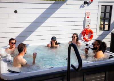 people chatting while inside a jacuzzi