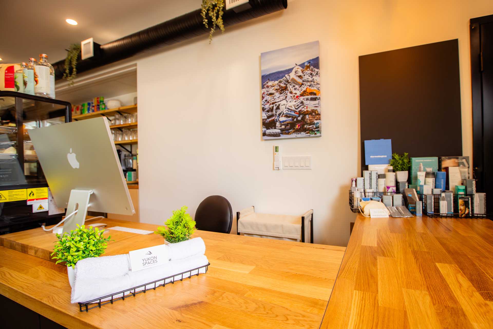reception desk